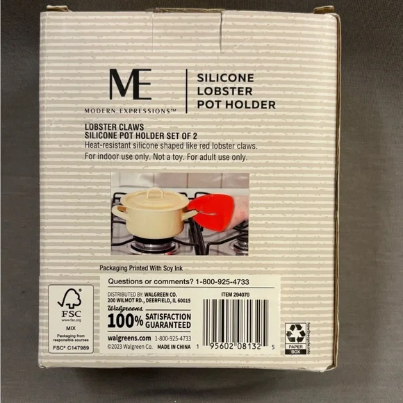 Modern Expressions Red Silicone Lobster Claw Pot Holder Set new in box - Picture 2 of 3